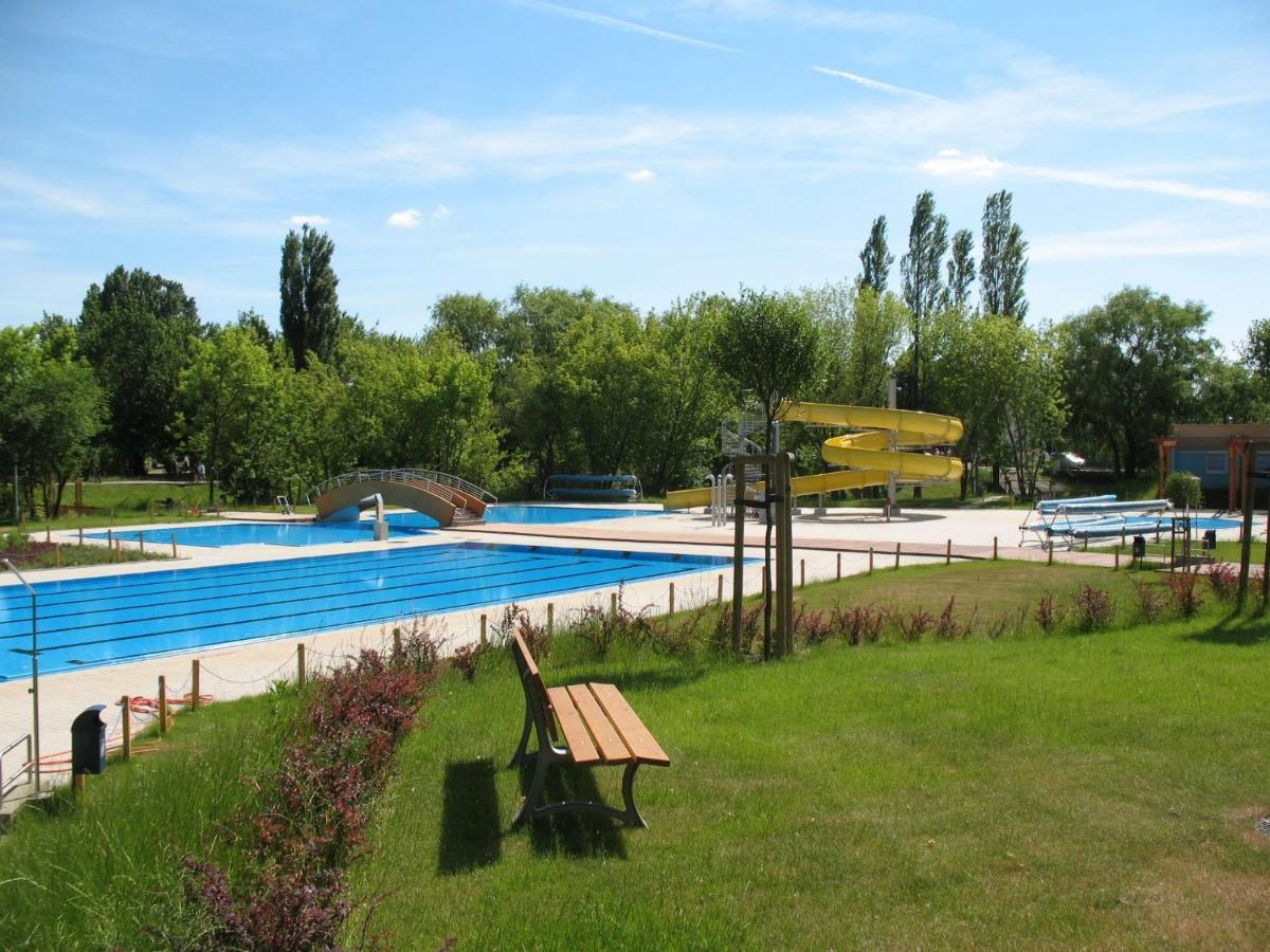 Апартаменти Apartament Fossa Варшава Екстер'єр фото
